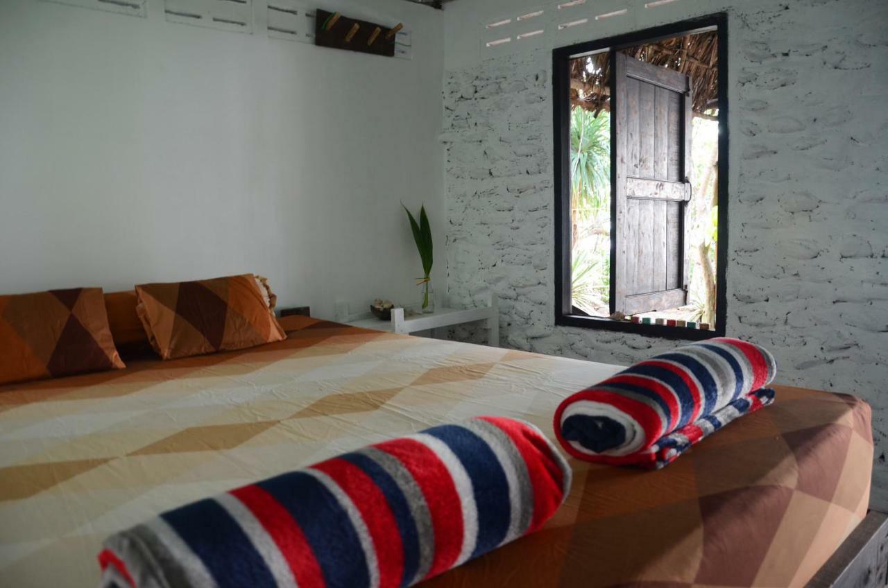 Reggae Island Private Island Koh Phayam Exterior photo