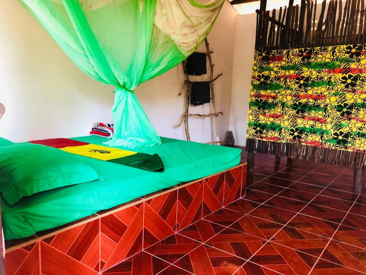 Reggae Island Private Island Koh Phayam Exterior photo