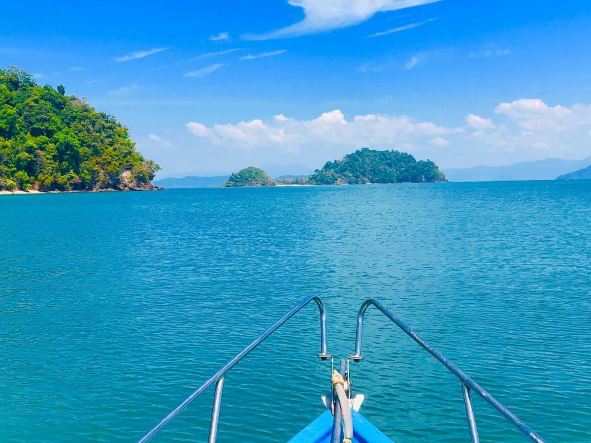 Reggae Island Private Island Koh Phayam Exterior photo