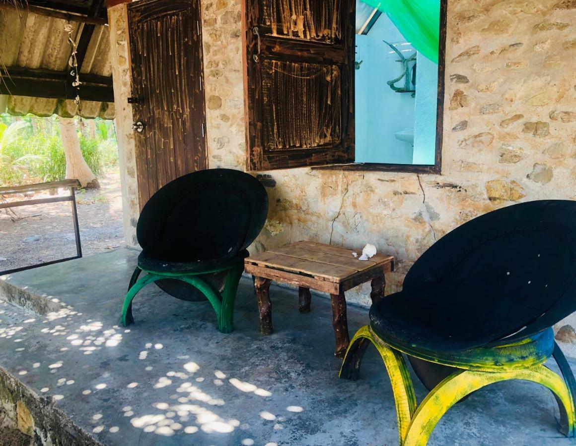 Reggae Island Private Island Koh Phayam Exterior photo