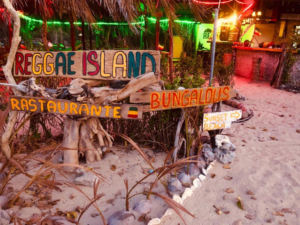 Reggae Island Private Island Koh Phayam Exterior photo
