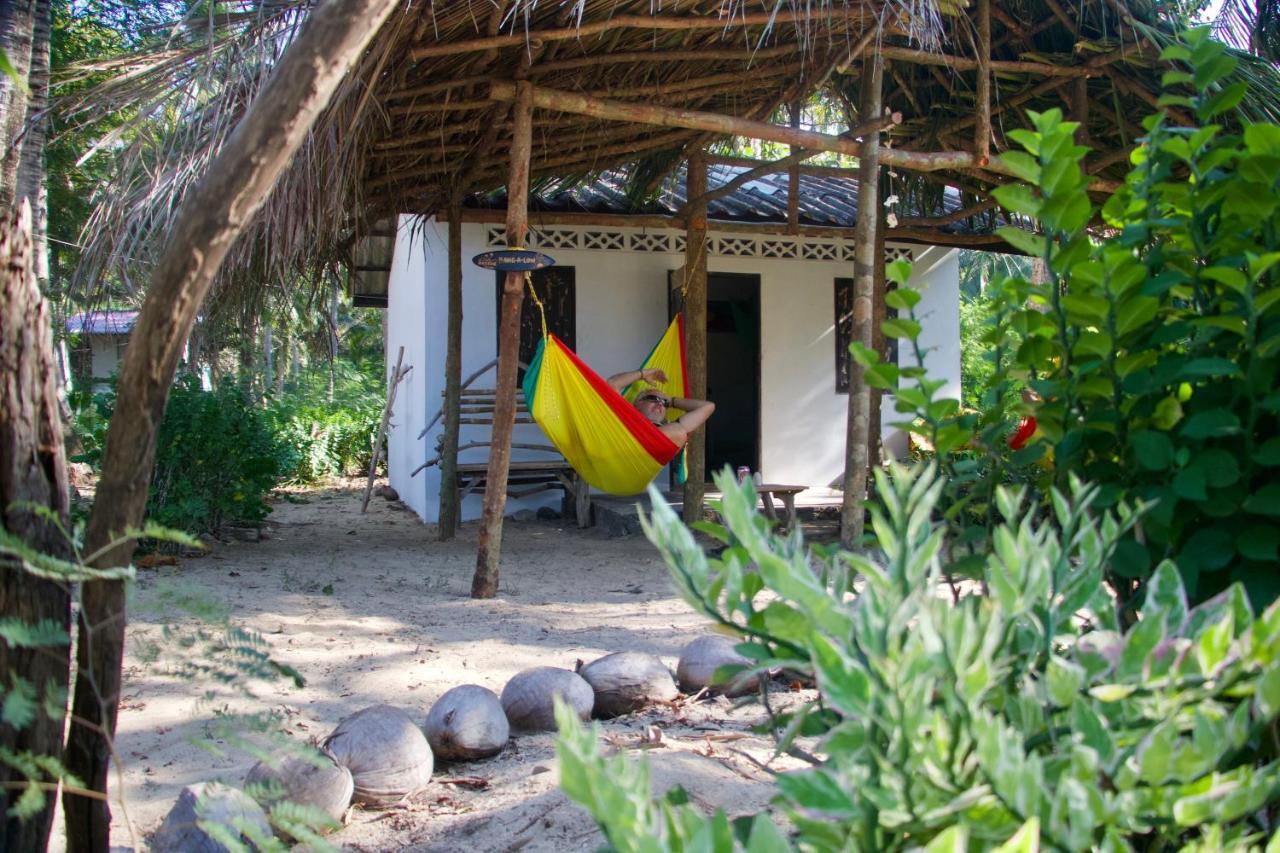 Reggae Island Private Island Koh Phayam Exterior photo